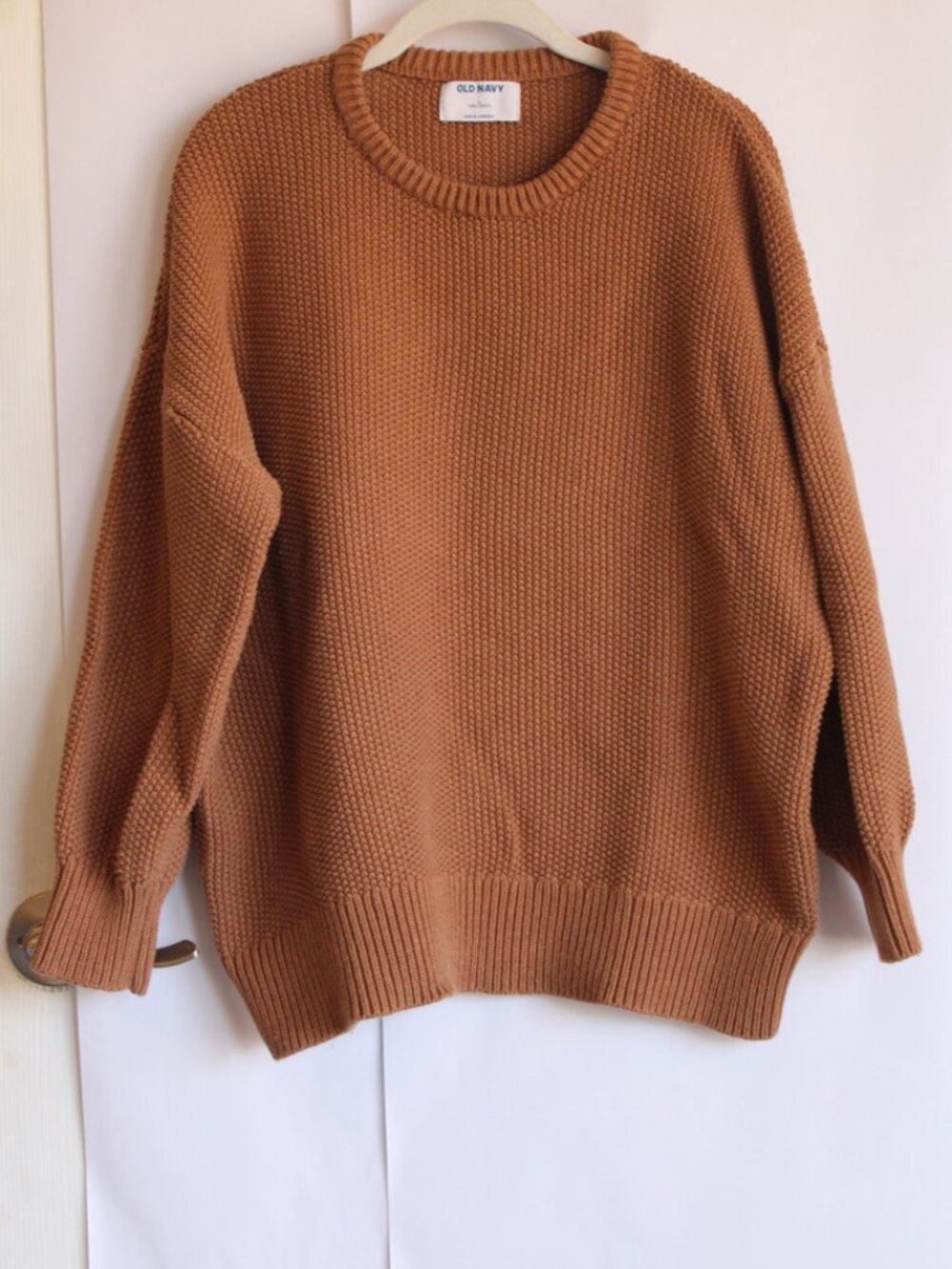 Old Navy Women's Scoop/Crewneck Tunic Length Sweater in Camel (M/L)